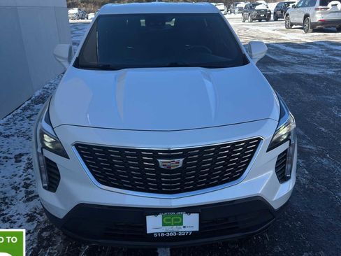 Used 2022 Cadillac XT4 Luxury w/ Cold Weather Package image 6