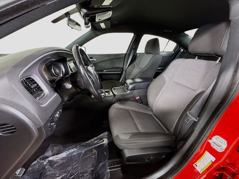 Used 2022 Dodge Charger SXT image 22