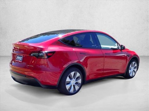 Used 2023 Tesla Model Y Long Range AWD/4WD image 4