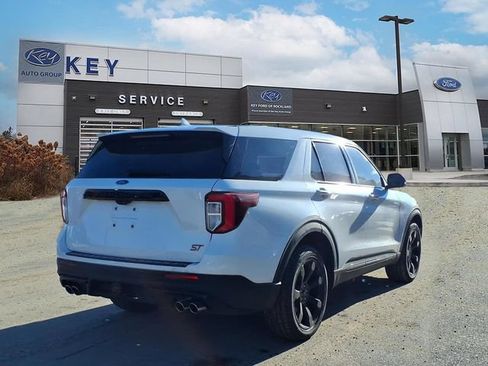 Used 2022 Ford Explorer ST w/ Equipment Group 401A AWD/4WD image 5