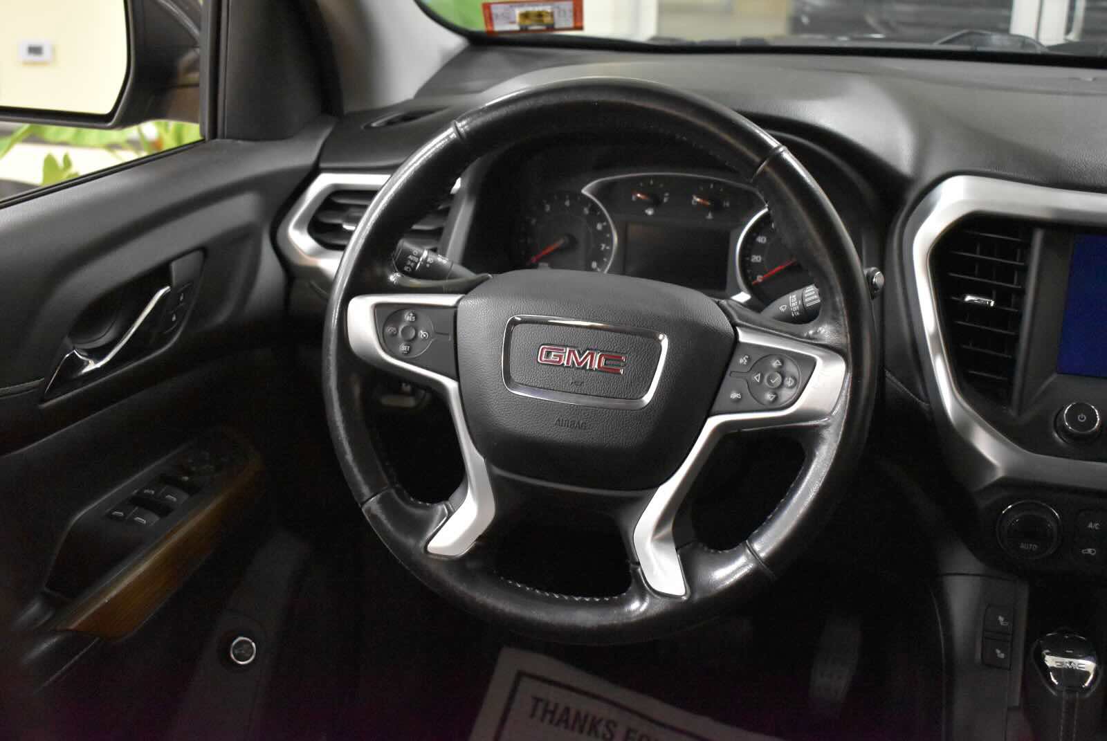 Used 2019 GMC Acadia SLE w/ Driver Alert Package I AWD/4WD image 17
