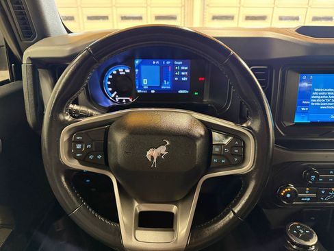 Used 2023 Ford Bronco Black Diamond AWD/4WD image 14