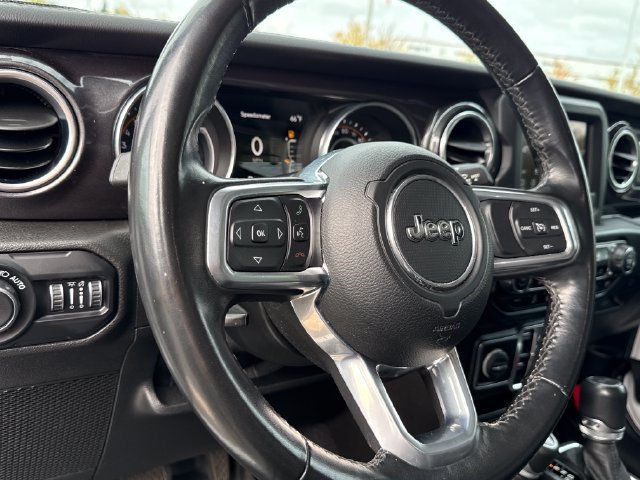 Used 2020 Jeep Wrangler Unlimited Sahara AWD/4WD image 15