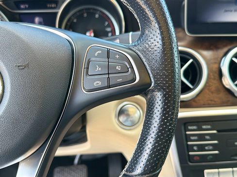 Used 2019 Mercedes-Benz GLA 250 image 37