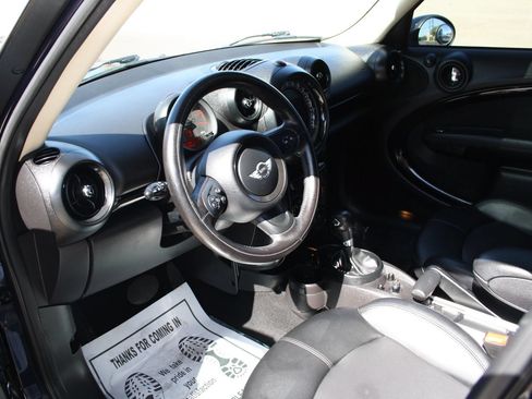 Used 2015 MINI Cooper Countryman FWD image 9