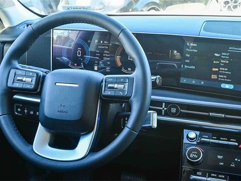 New 2026 Hyundai Santa Fe SE image 18