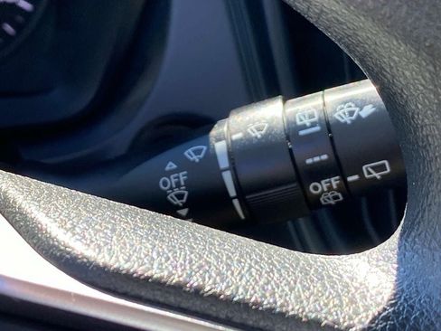 Used 2025 Subaru Impreza 2.0i image 17