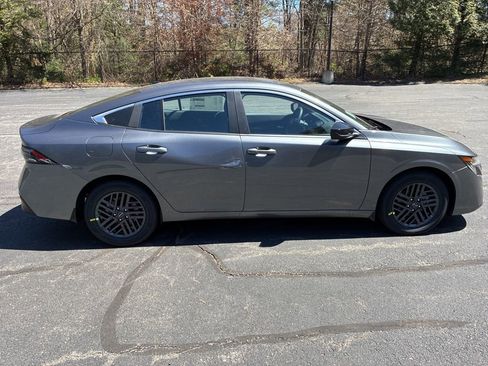 New 2026 Nissan Sentra SV w/ Floor Mat Package FWD image 7