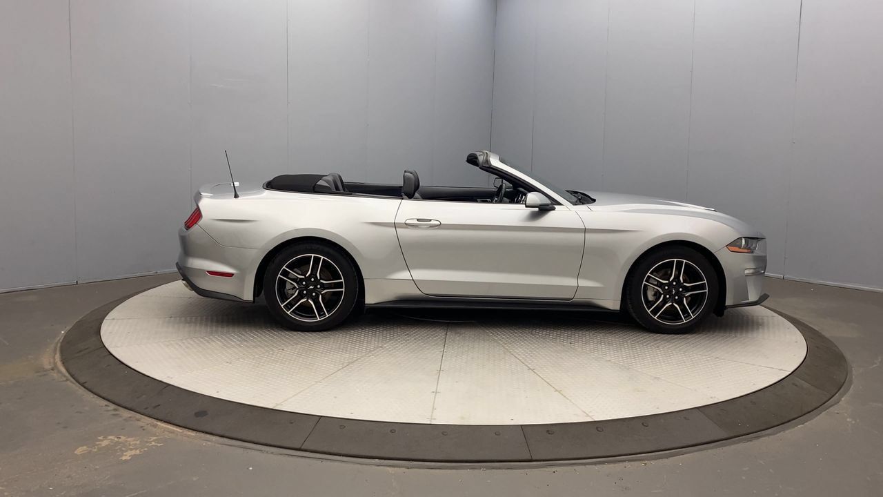 Used 2023 Ford Mustang Premium RWD image 6