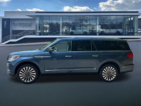 Used 2019 Lincoln Navigator L Reserve AWD/4WD image 4