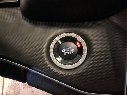 New 2025 Jeep Grand Cherokee Altitude image 24