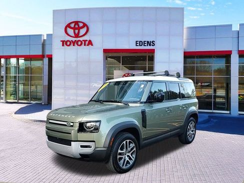 Used 2020 Land Rover Defender 110 SE image 8