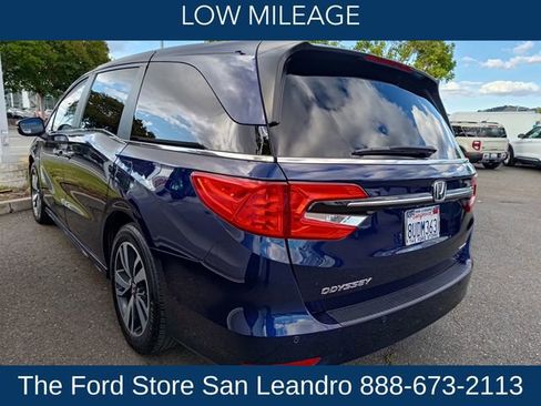 Used 2021 Honda Odyssey Touring image 3