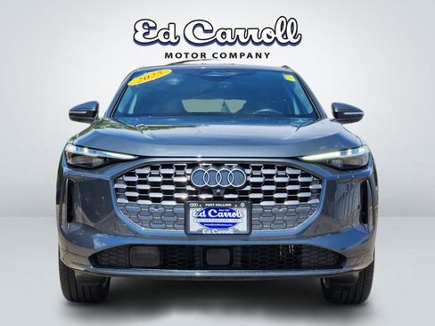 Used 2025 Audi Q5 Premium Plus w/ Premium Plus AWD/4WD image 2