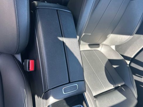 Used 2023 Mercedes-Benz CLA 250 image 37