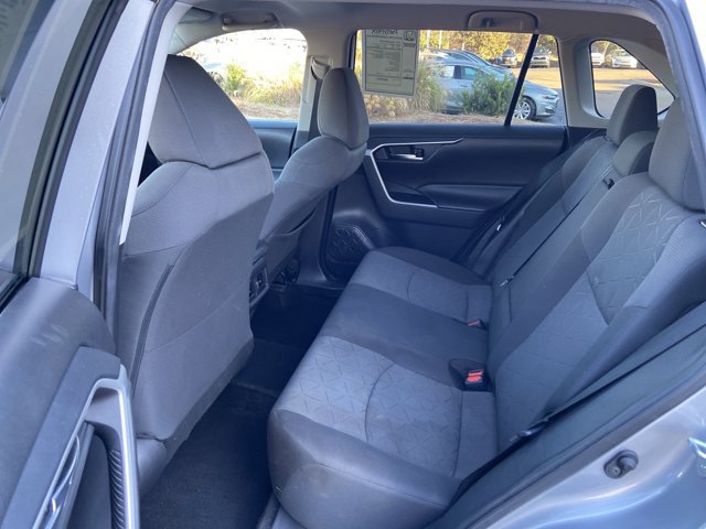 Used 2021 Toyota RAV4 XLE FWD image 47