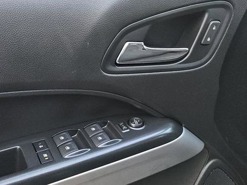 Used 2019 Chevrolet Colorado LT image 27