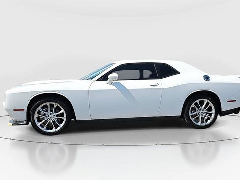 Used 2022 Dodge Challenger GT AWD/4WD image 8
