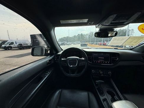 Used 2022 Dodge Durango GT image 13