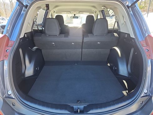 Used 2014 Toyota RAV4 LE image 25