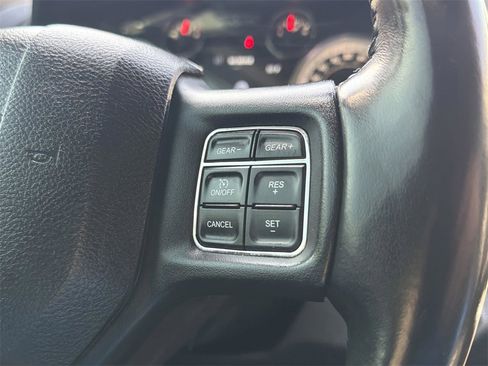 Used 2018 RAM 1500 Big Horn image 23