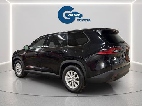 Used 2025 Toyota Grand Highlander AWD image 10
