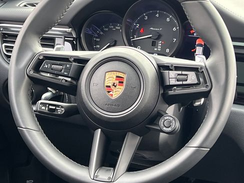 Certified 2025 Porsche Macan Turbo image 24