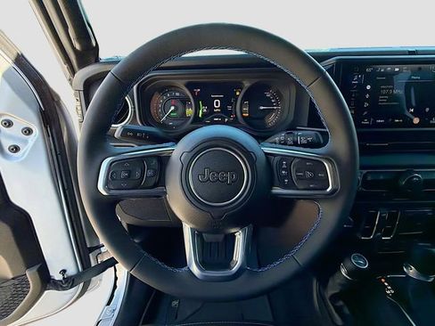 Used 2024 Jeep Wrangler High Altitude image 35