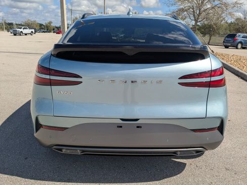 Used 2025 Genesis GV60 RWD image 5