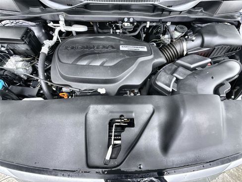 Used 2019 Honda Odyssey Elite image 11