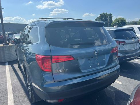 Used 2017 Honda Pilot EX-L image 4