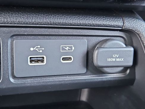 Used 2025 Honda Pilot Sport image 30