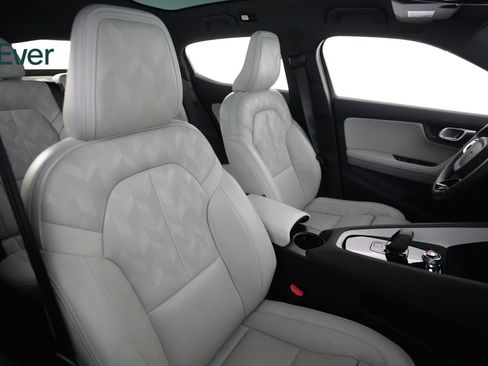 Used 2023 Polestar Polestar 2 w/ Pilot Pack AWD/4WD image 23