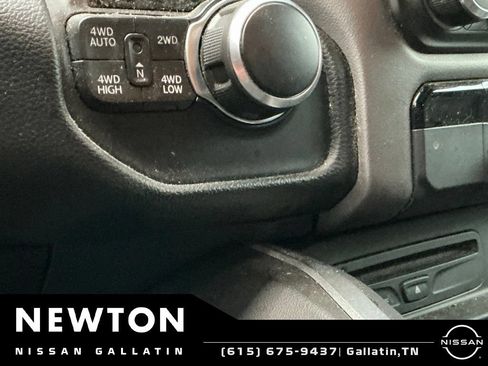 Used 2019 RAM 1500 Big Horn AWD/4WD image 13