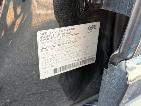 Used 2021 Audi Q3 2.0T Premium w/ Convenience Package AWD/4WD image 38