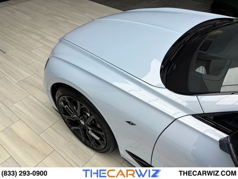Used 2024 Bentley Continental GT V8 image 11