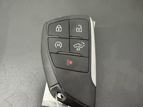 Used 2024 GMC Sierra 2500 AT4X image 75