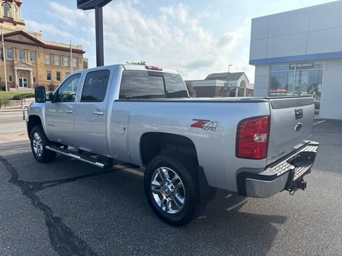 Used 2013 Chevrolet Silverado 2500 LTZ w/ LTZ Plus Package AWD/4WD image 3