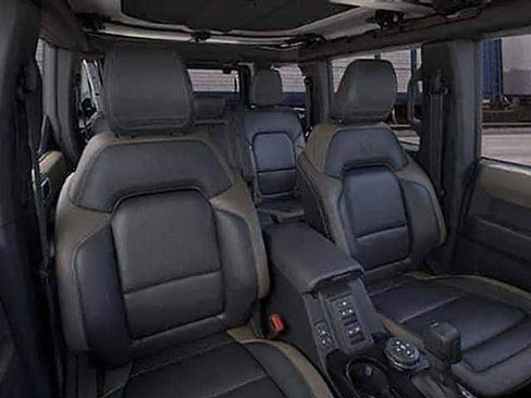 New 2026 Ford Bronco Big Bend w/ Black Diamond Package AWD/4WD image 11