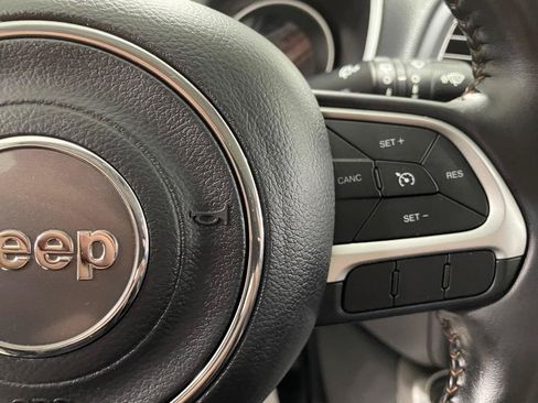 Used 2020 Jeep Compass Latitude w/ Popular Equipment Group AWD/4WD image 29