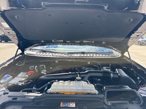 Certified 2025 Ford Expedition Max Active image 32