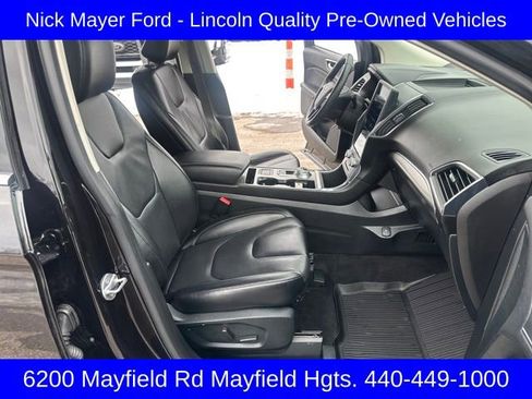 Used 2022 Ford Edge Titanium image 20