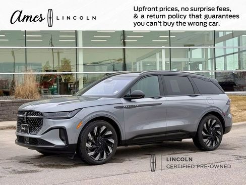 Used 2024 Lincoln Nautilus Reserve w/ Jet Appearance Package (87T) image 1