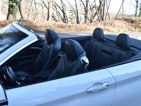 Used 2018 BMW 430i Convertible image 16