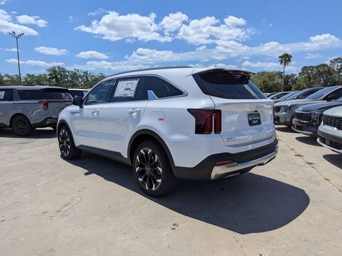 New 2026 Kia Sorento EX FWD image 6