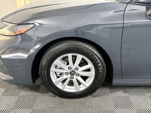 Used 2025 Toyota Camry LE w/ Convenience Package FWD image 11