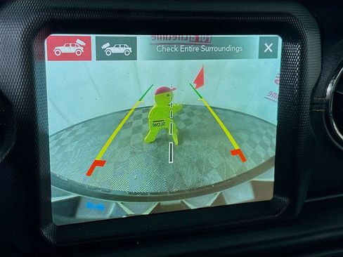 Used 2023 Jeep Wrangler Unlimited Sahara image 7