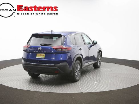 Used 2023 Nissan Rogue S AWD/4WD image 39