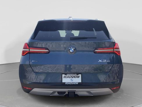 Used 2025 BMW X3 xDrive30i w/ Premium Package AWD/4WD image 4
