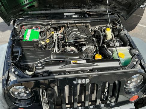 Used 2013 Jeep Wrangler Unlimited Sport w/ Max Tow Pkg image 21